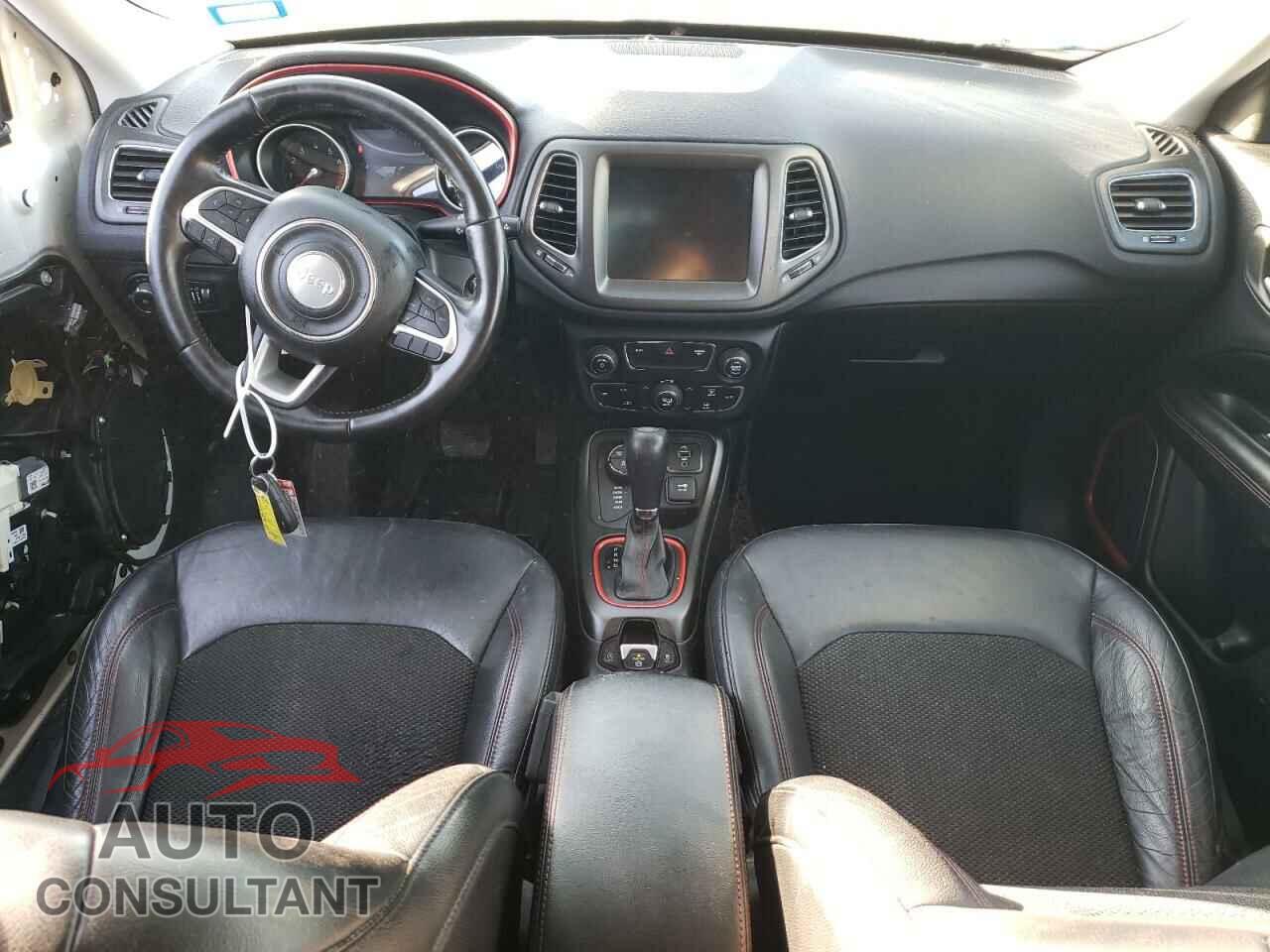 JEEP COMPASS 2017 - 3C4NJDDB0HT674542