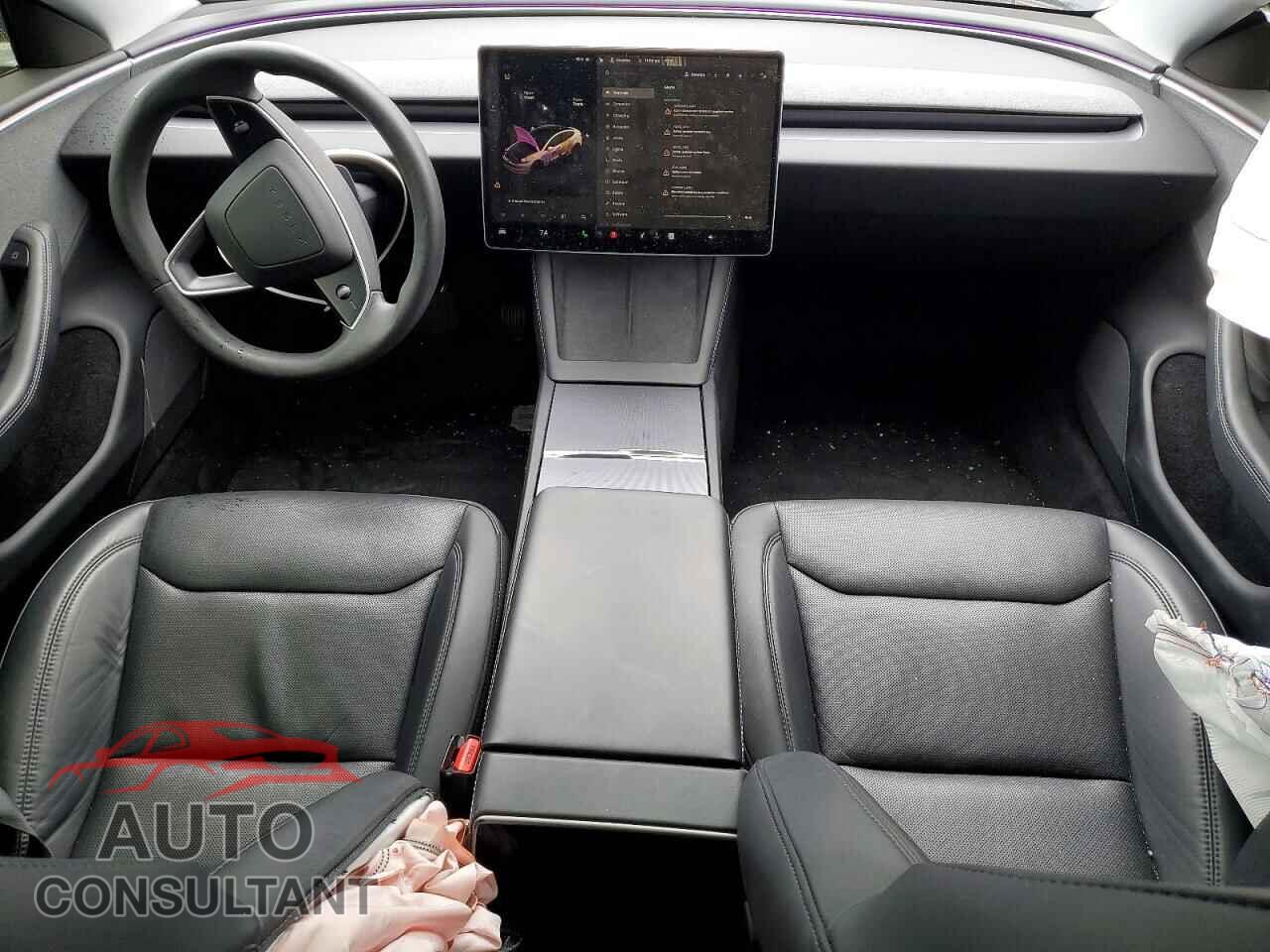 TESLA MODEL 3 2024 - 5YJ3E1EA4RF765779