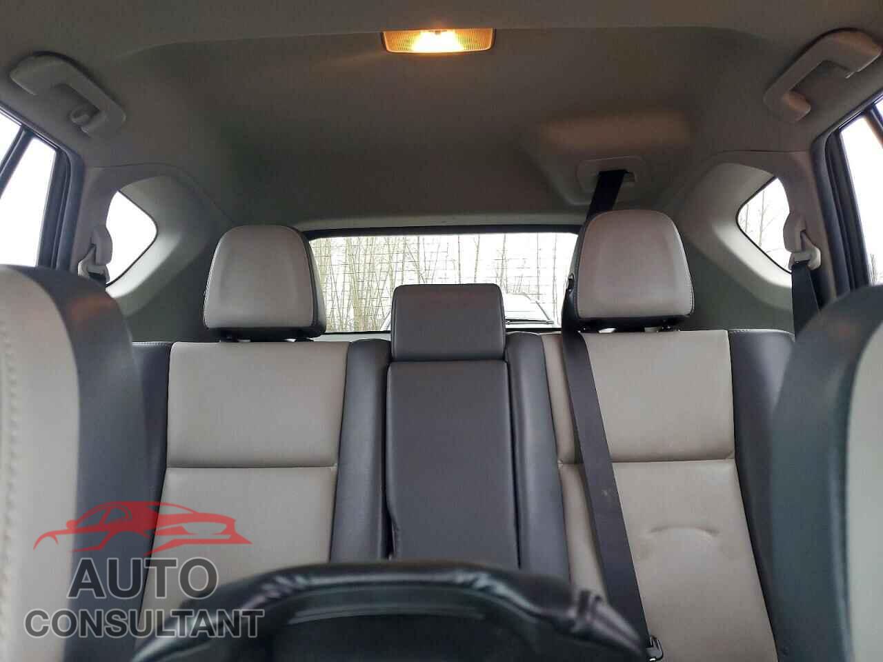 TOYOTA RAV4 2013 - 2T3DFREV8DW005764