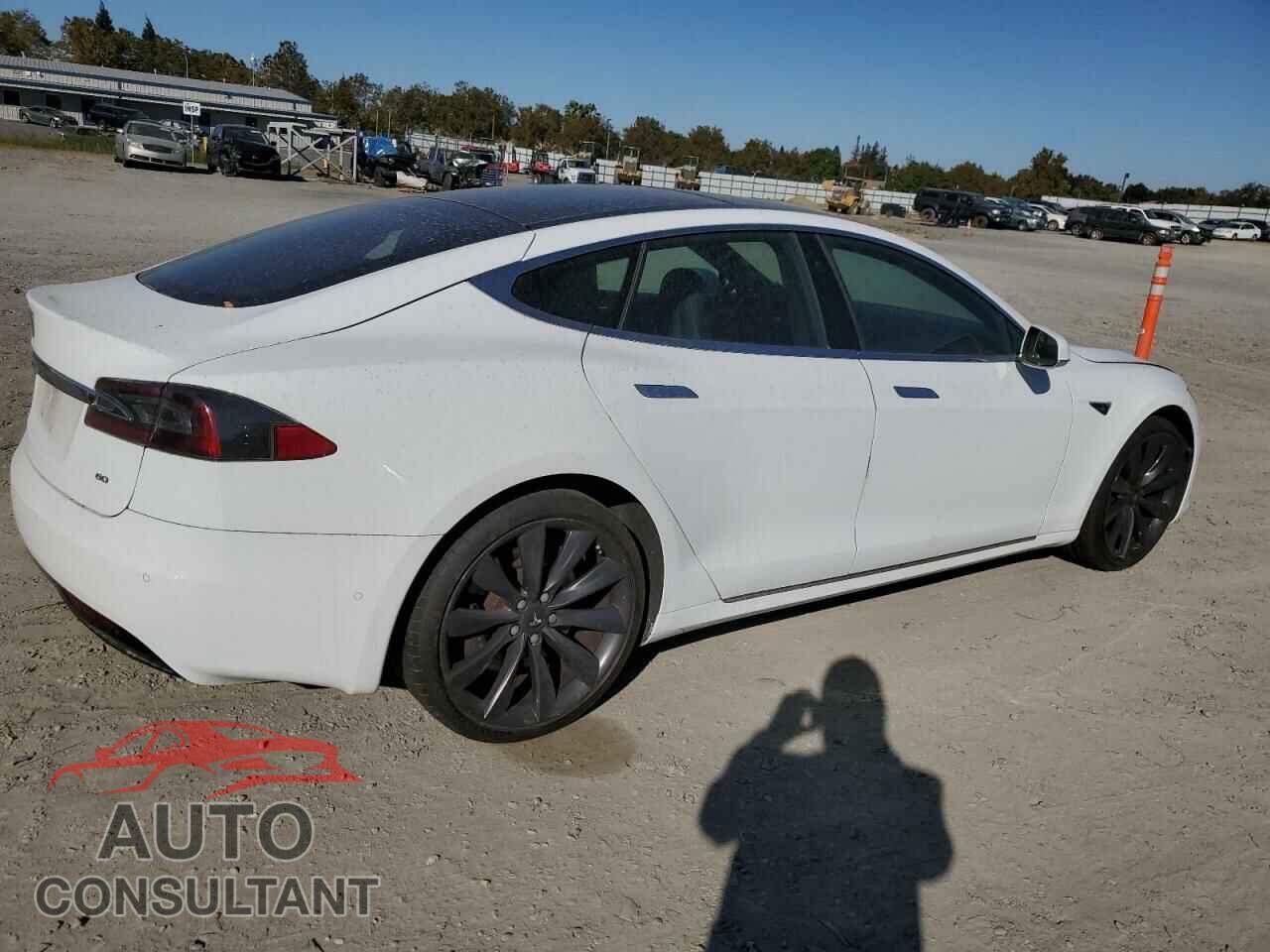 TESLA MODEL S 2016 - 5YJSA1E17GF164788