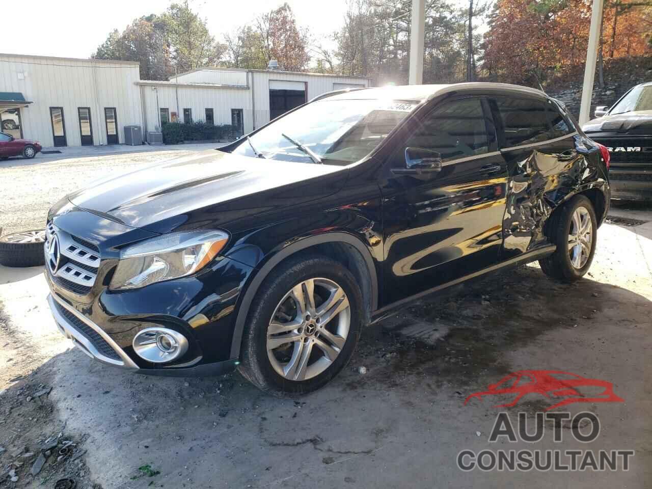 MERCEDES-BENZ GLA-CLASS 2018 - WDCTG4EB8JJ413929