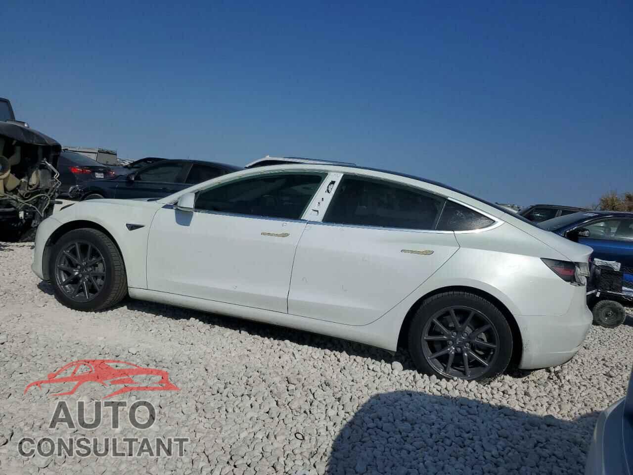 TESLA MODEL 3 2018 - 5YJ3E1EA6JF005664