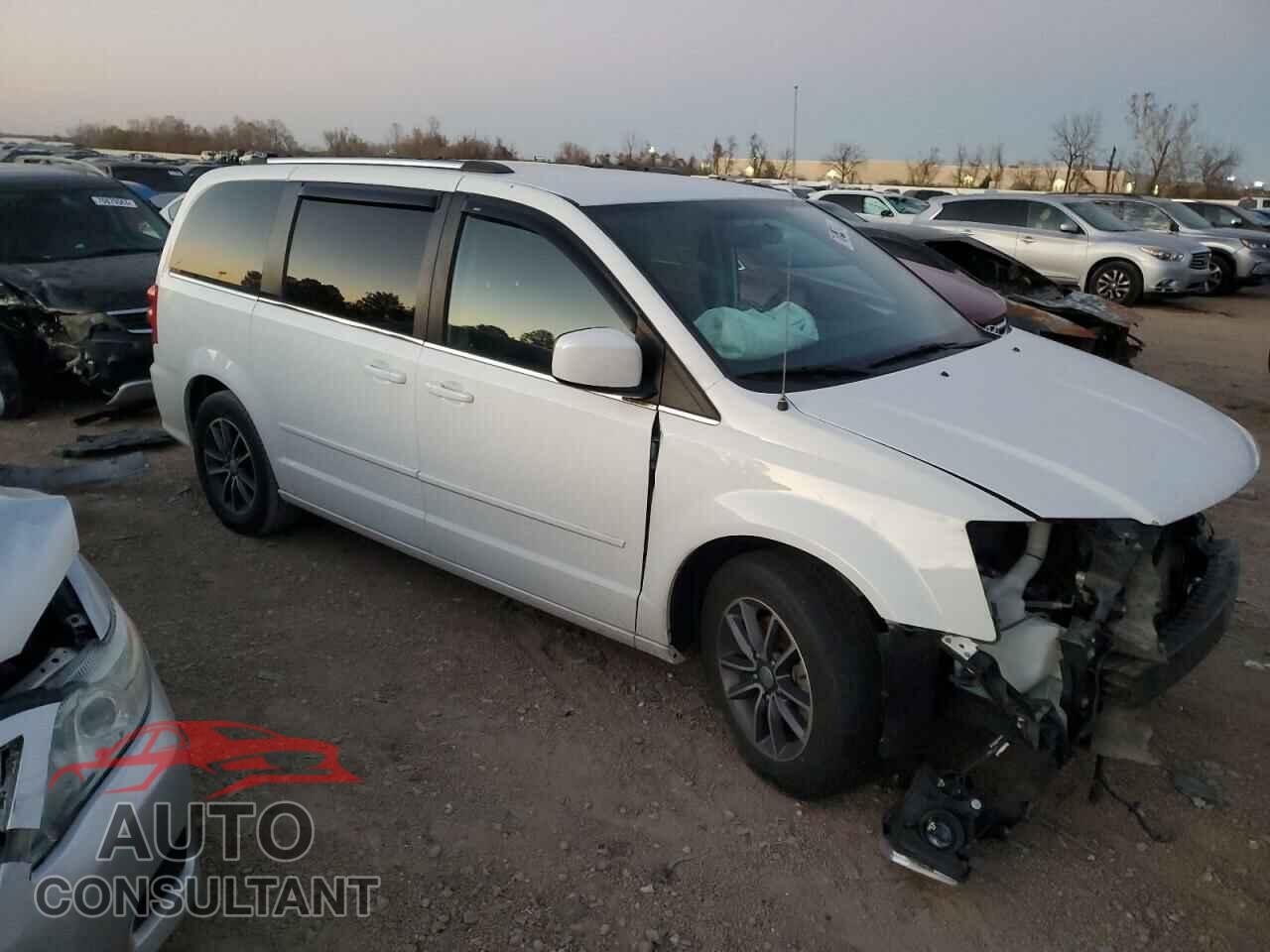 DODGE CARAVAN 2017 - 2C4RDGCG4HR678913