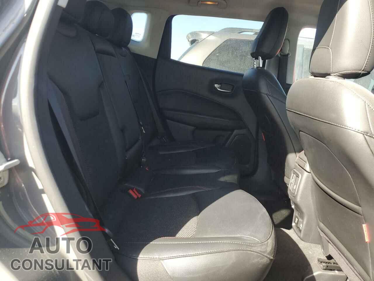 JEEP COMPASS 2021 - 3C4NJDDB7MT504432