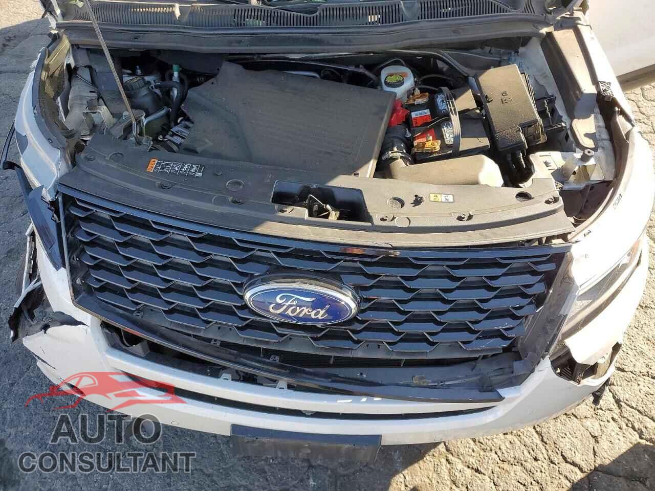 FORD EXPLORER 2018 - 1FM5K8GT1JGB56762
