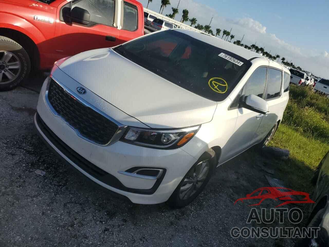 KIA All Models 2021 - KNDMB5C10M6669580
