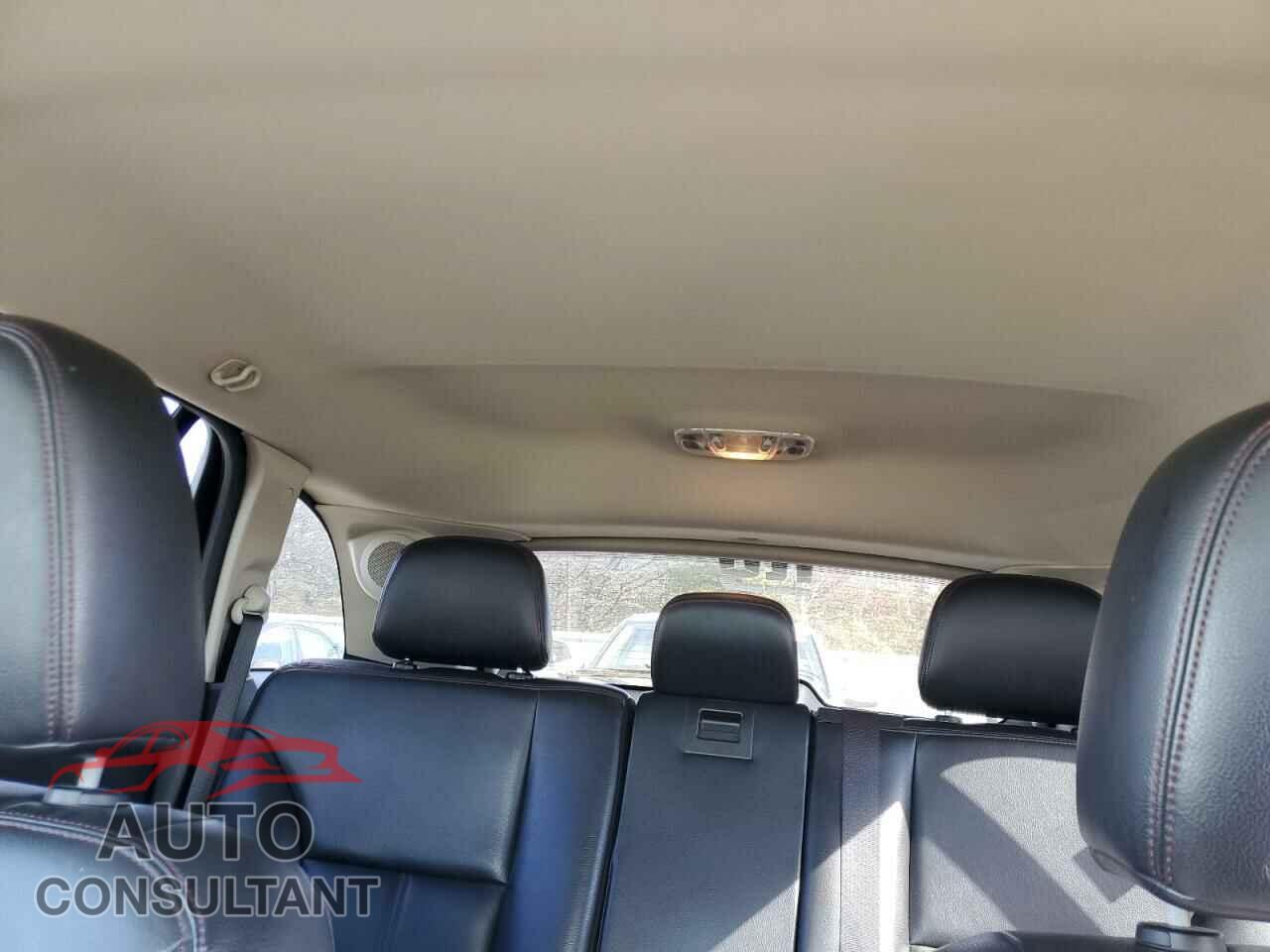 FORD EDGE 2011 - 2FMDK4KC4BBA77008