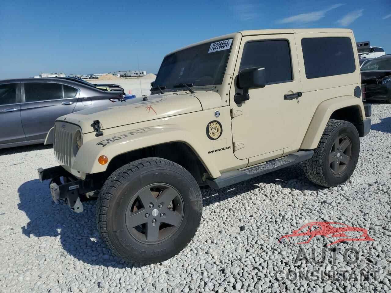 JEEP WRANGLER 2011 - 1J4AA2D15BL615669