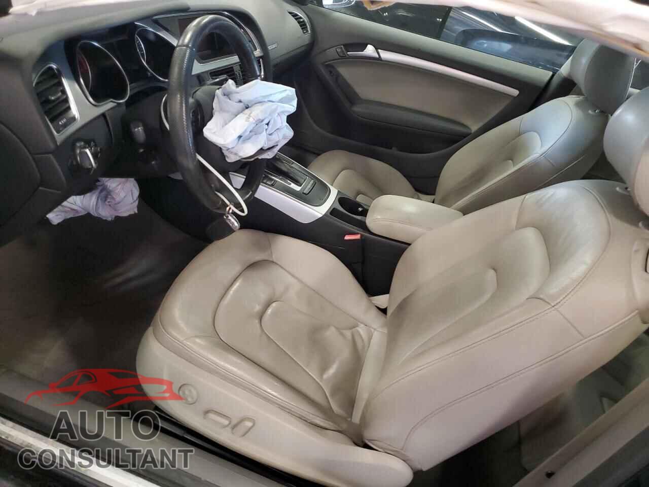 AUDI A5 2012 - WAUCFAFR3CA003784