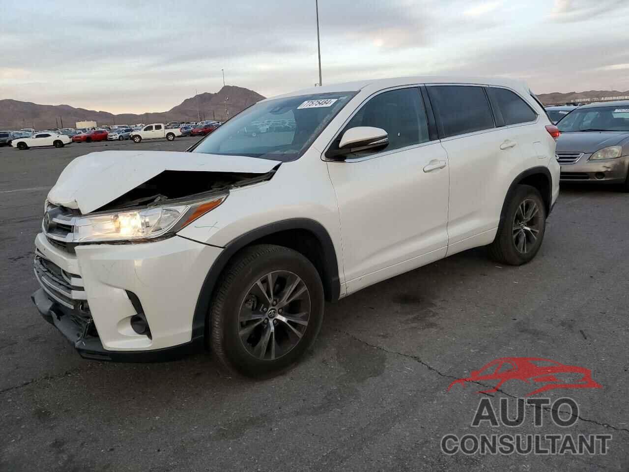 TOYOTA HIGHLANDER 2018 - 5TDZZRFH3JS266304