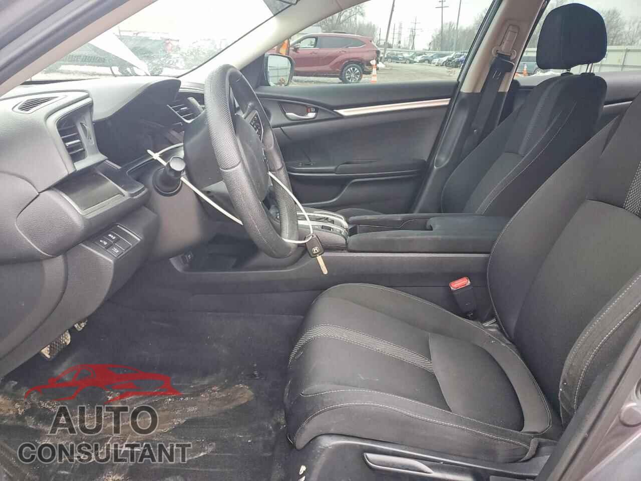 HONDA CIVIC 2019 - 2HGFC2F60KH545012