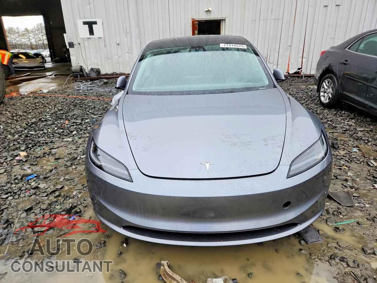 TESLA MODEL 3 2025 - 5YJ3E1EB5SF977122