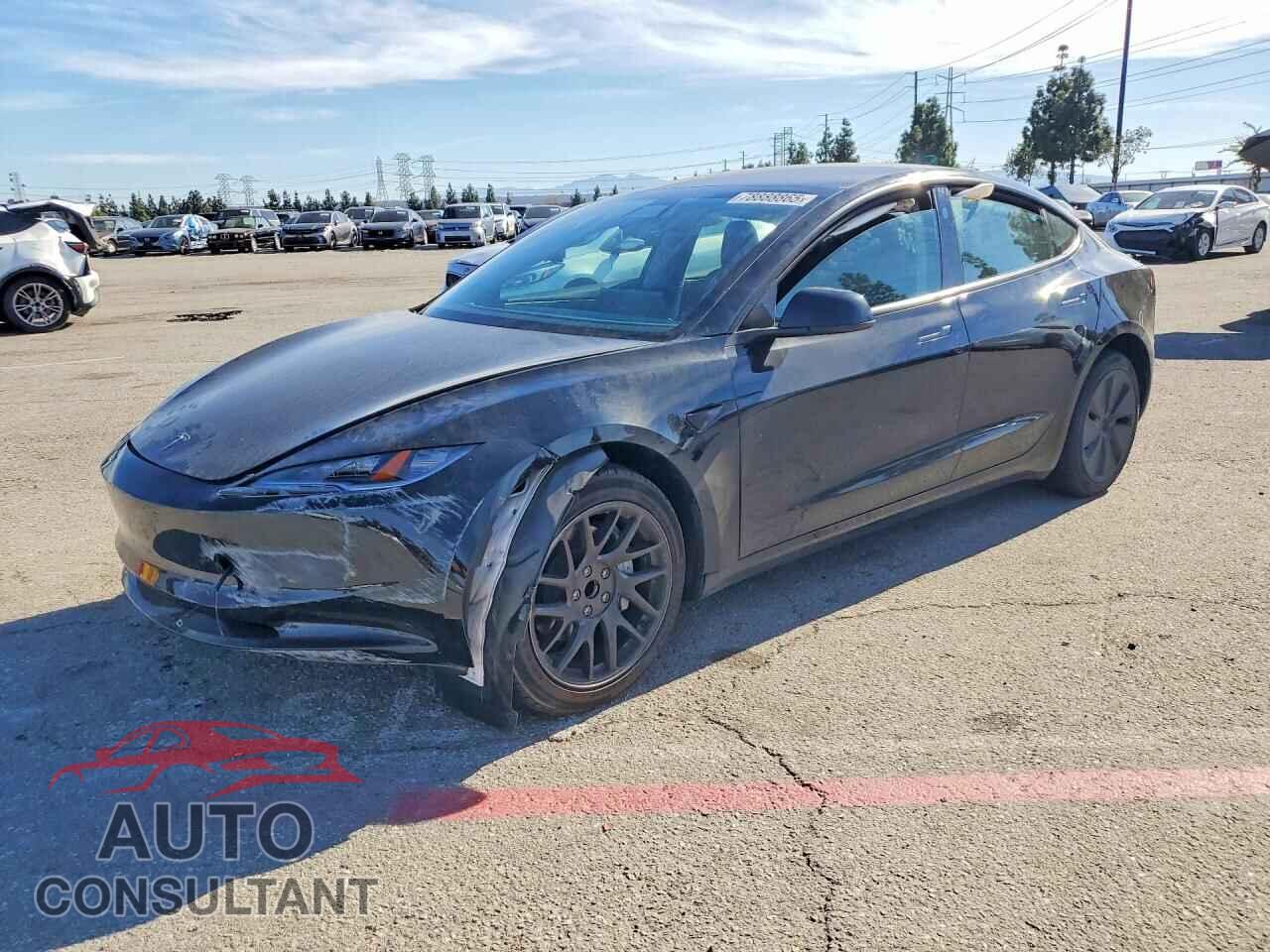 TESLA MODEL 3 2025 - 5YJ3E1EA0SF924979