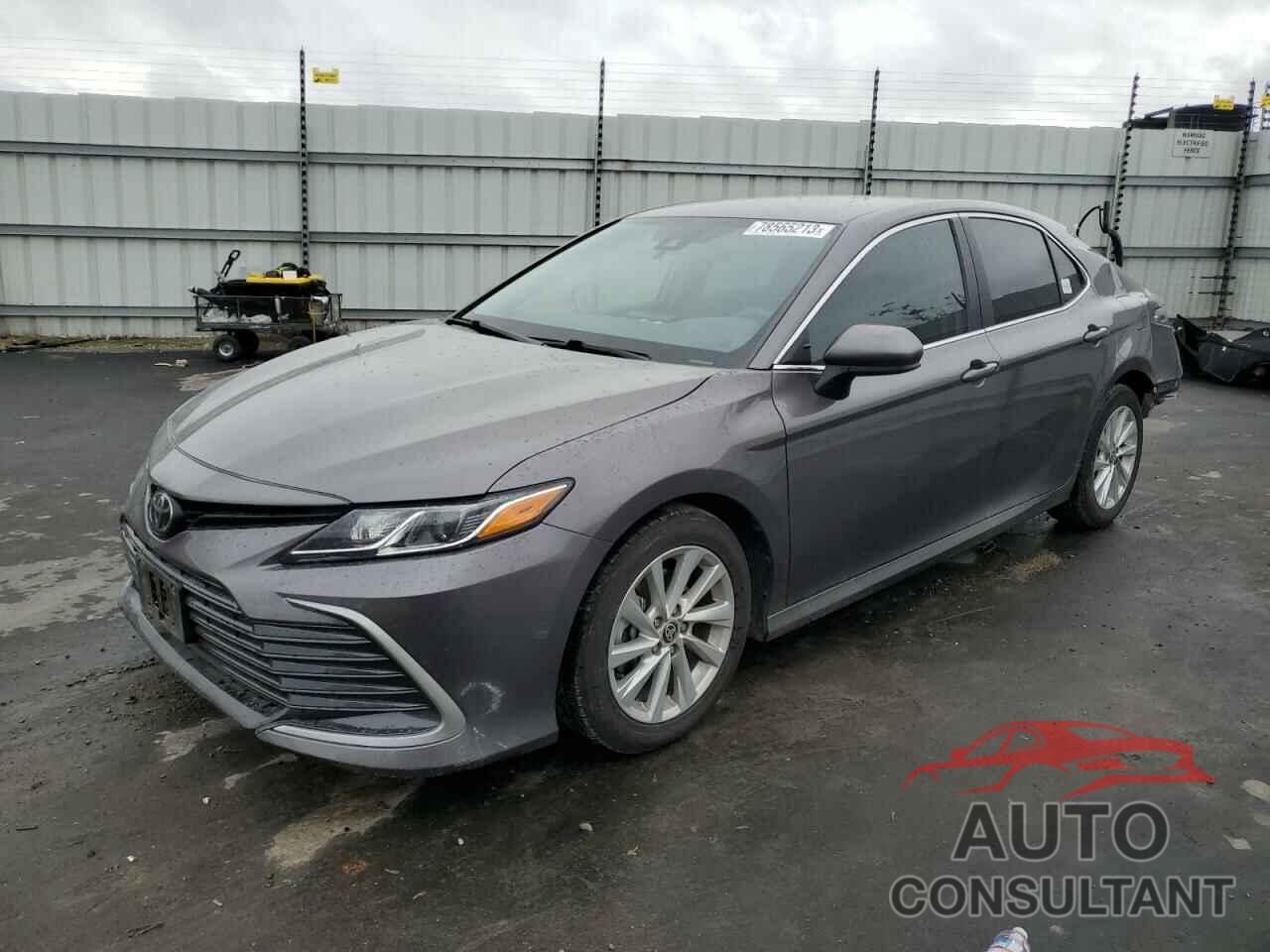 TOYOTA CAMRY 2021 - 4T1C11AK8MU562450