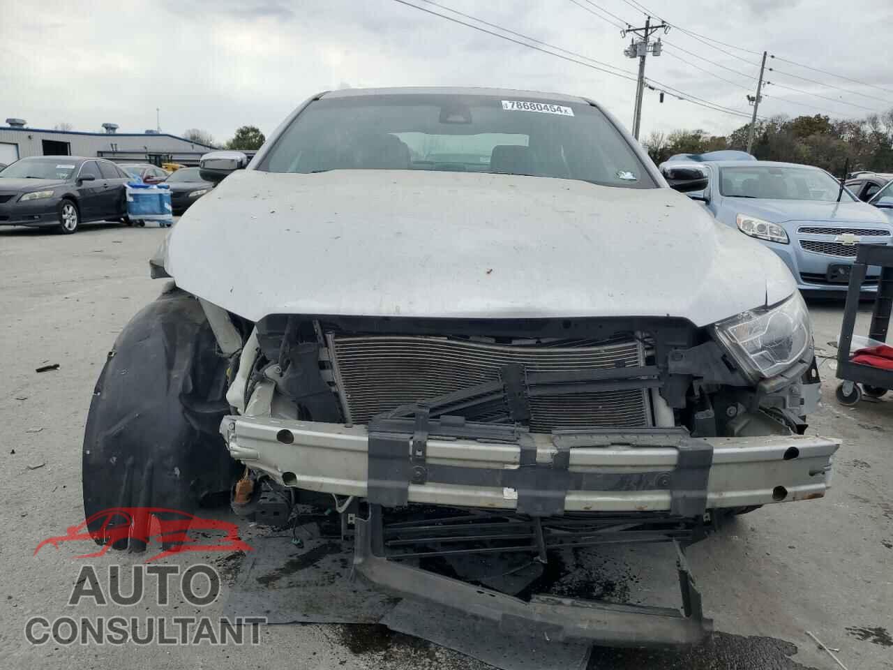 FORD TAURUS 2018 - 1FAHP2F85JG129924