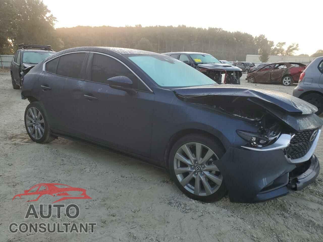 MAZDA 3 2021 - JM1BPABL2M1316517
