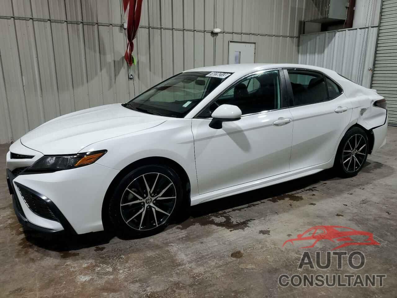 TOYOTA CAMRY 2021 - 4T1G11AK8MU525481