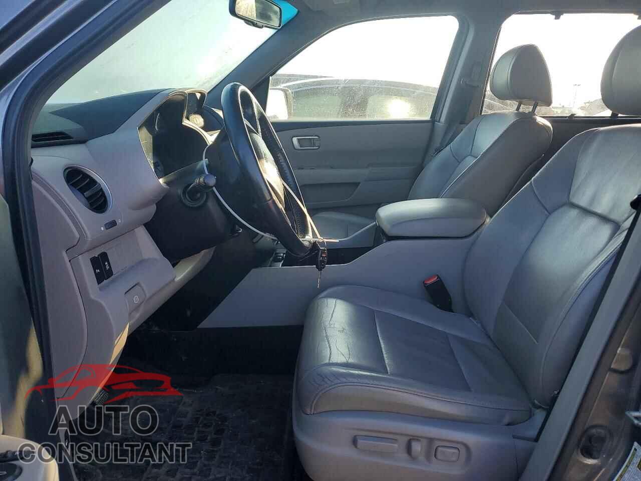 HONDA PILOT 2013 - 5FNYF4H97DB072977