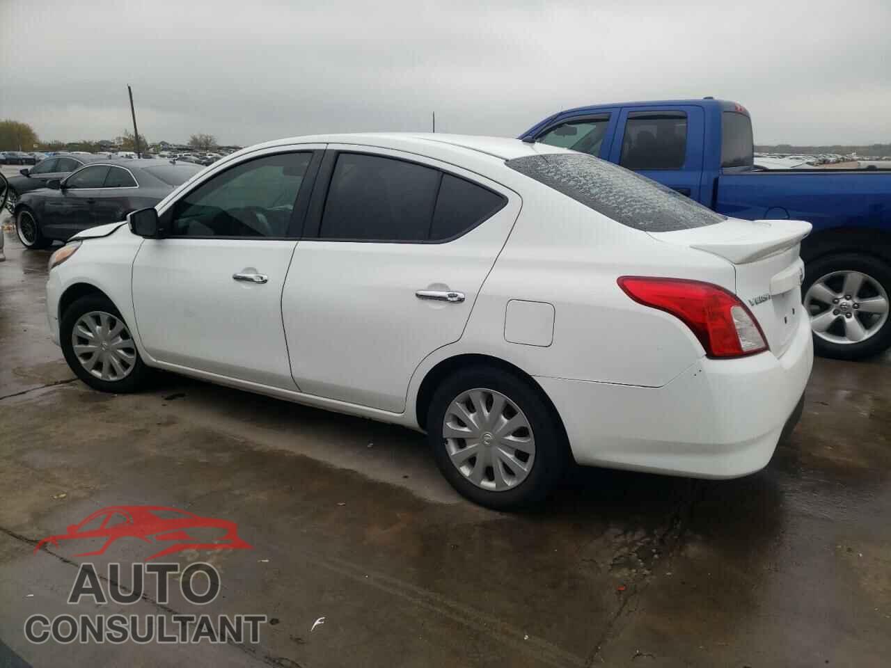 NISSAN VERSA 2017 - 3N1CN7AP3HL842691