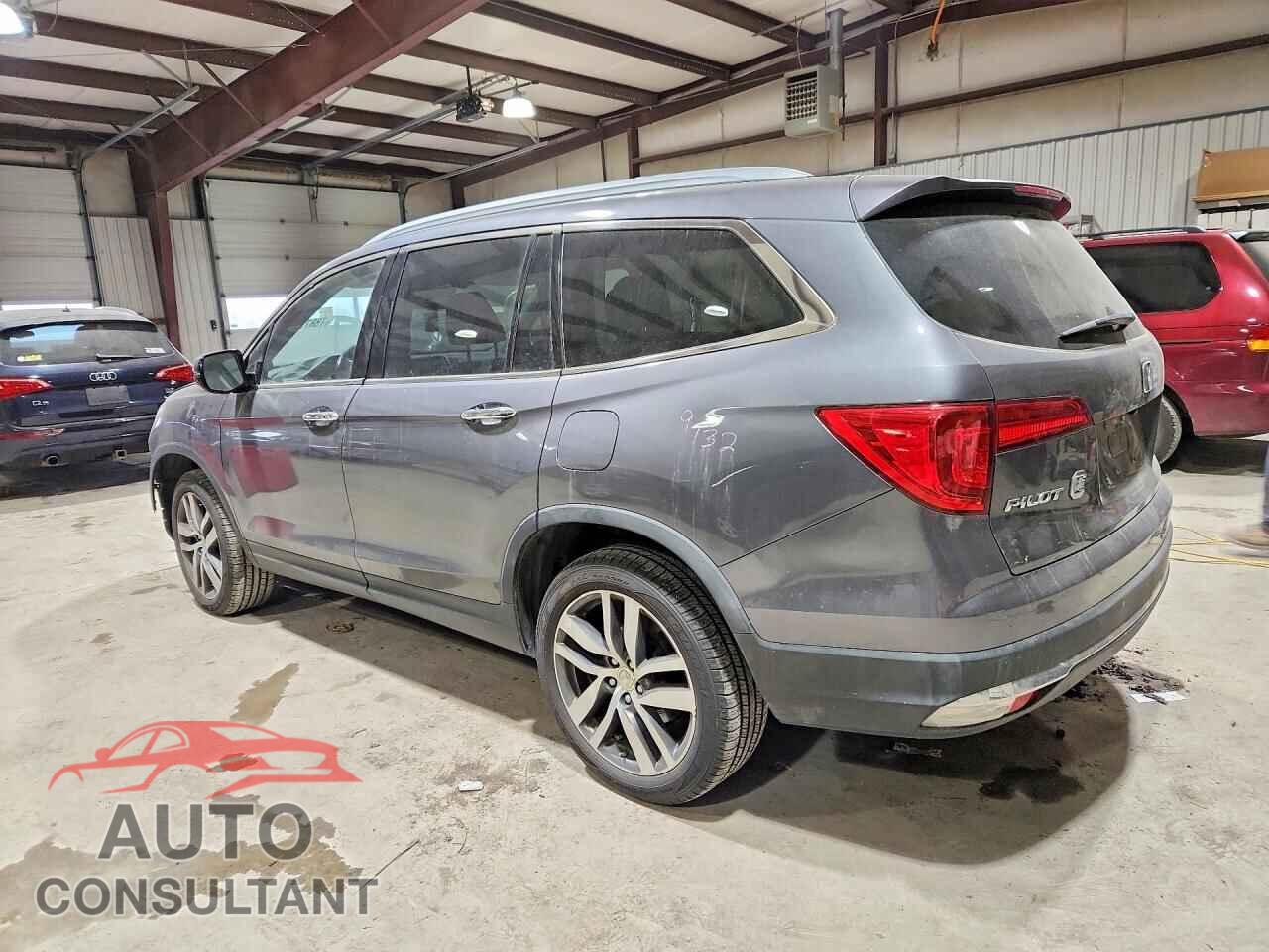 HONDA PILOT 2017 - 5FNYF6H04HB023366