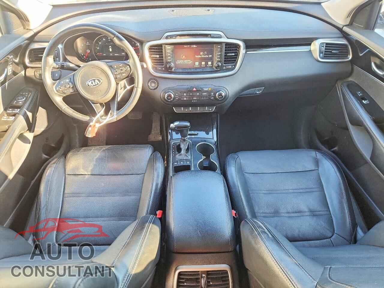 KIA SORENTO 2016 - 5XYPKDA55GG089577