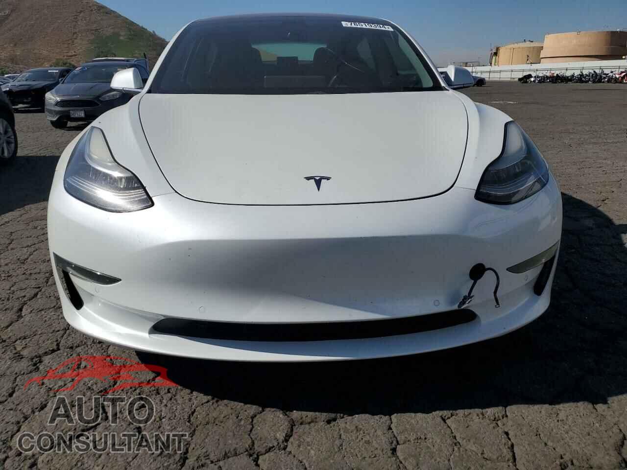 TESLA MODEL 3 2018 - 5YJ3E1EB6JF185852