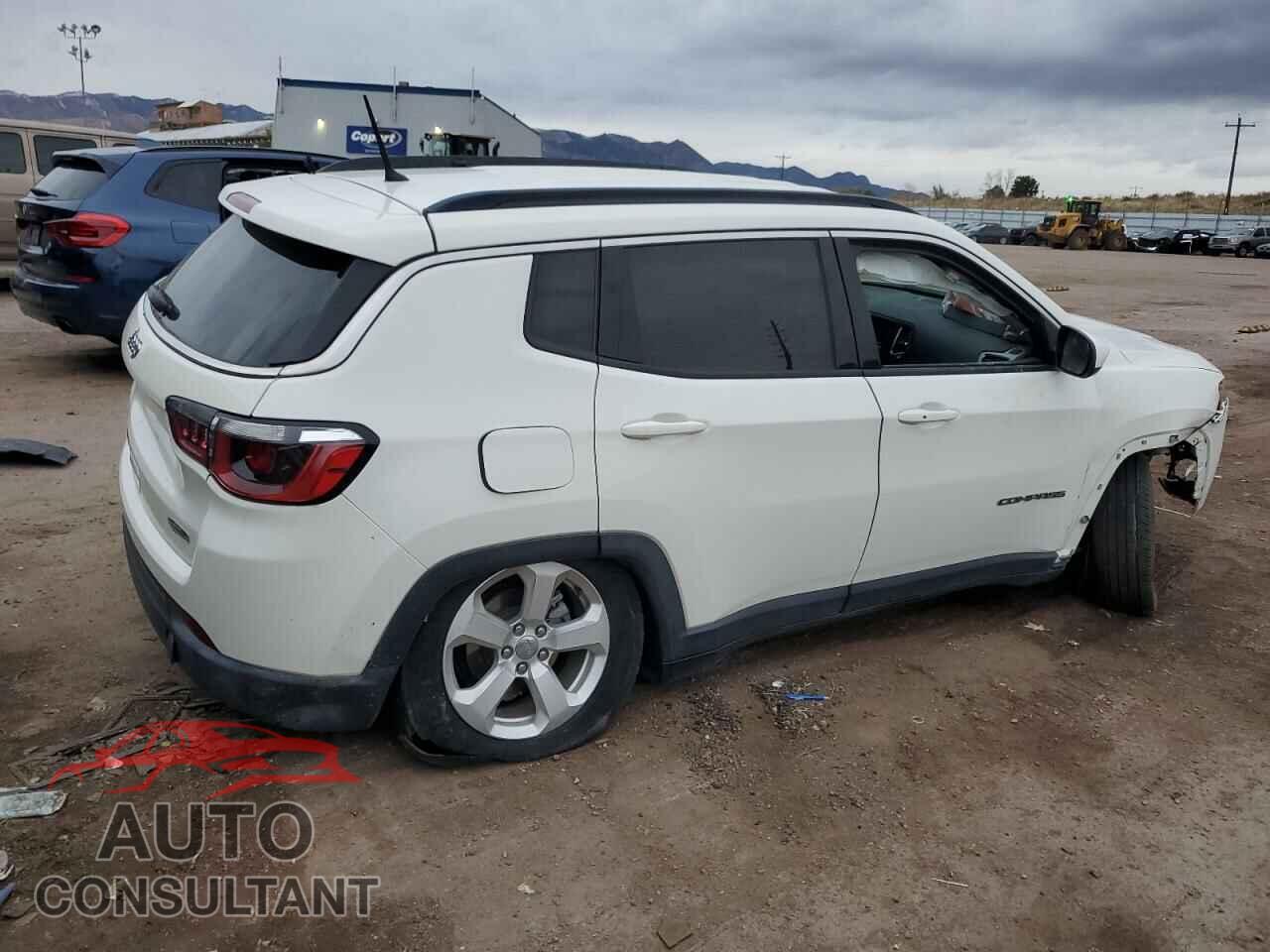 JEEP COMPASS 2018 - 3C4NJDBB2JT152939
