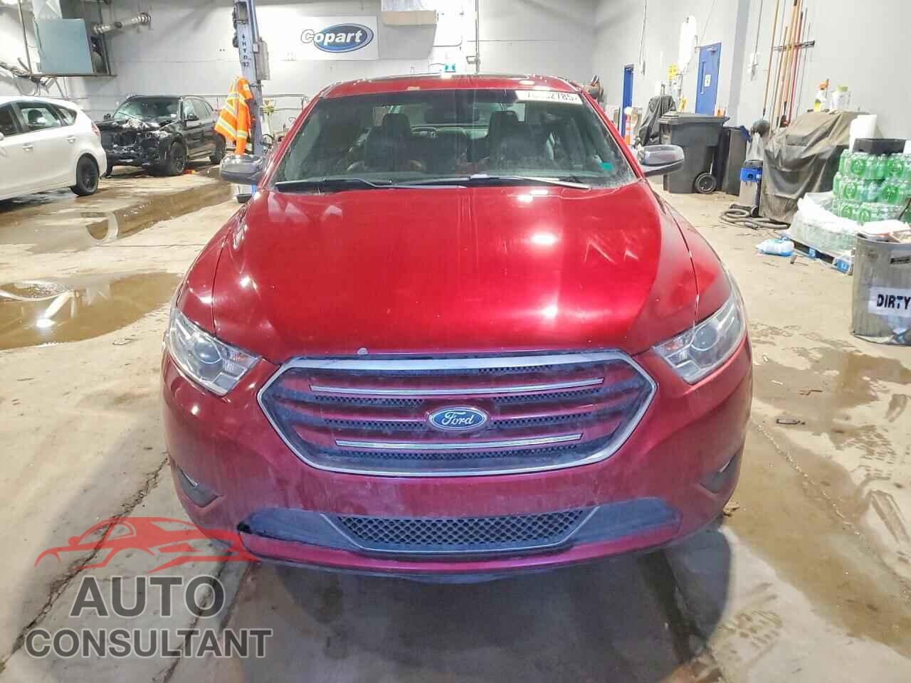 FORD TAURUS 2018 - 1FAHP2J84JG128643