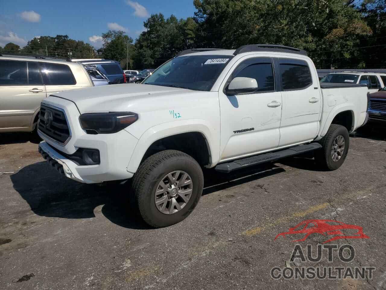 TOYOTA TACOMA 2018 - 5TFAZ5CN8JX056548