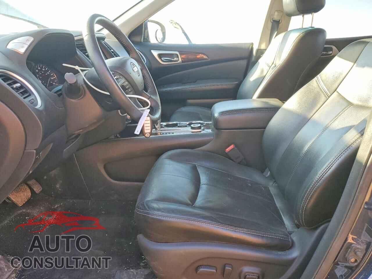 NISSAN PATHFINDER 2013 - 5N1AR2MM5DC649165