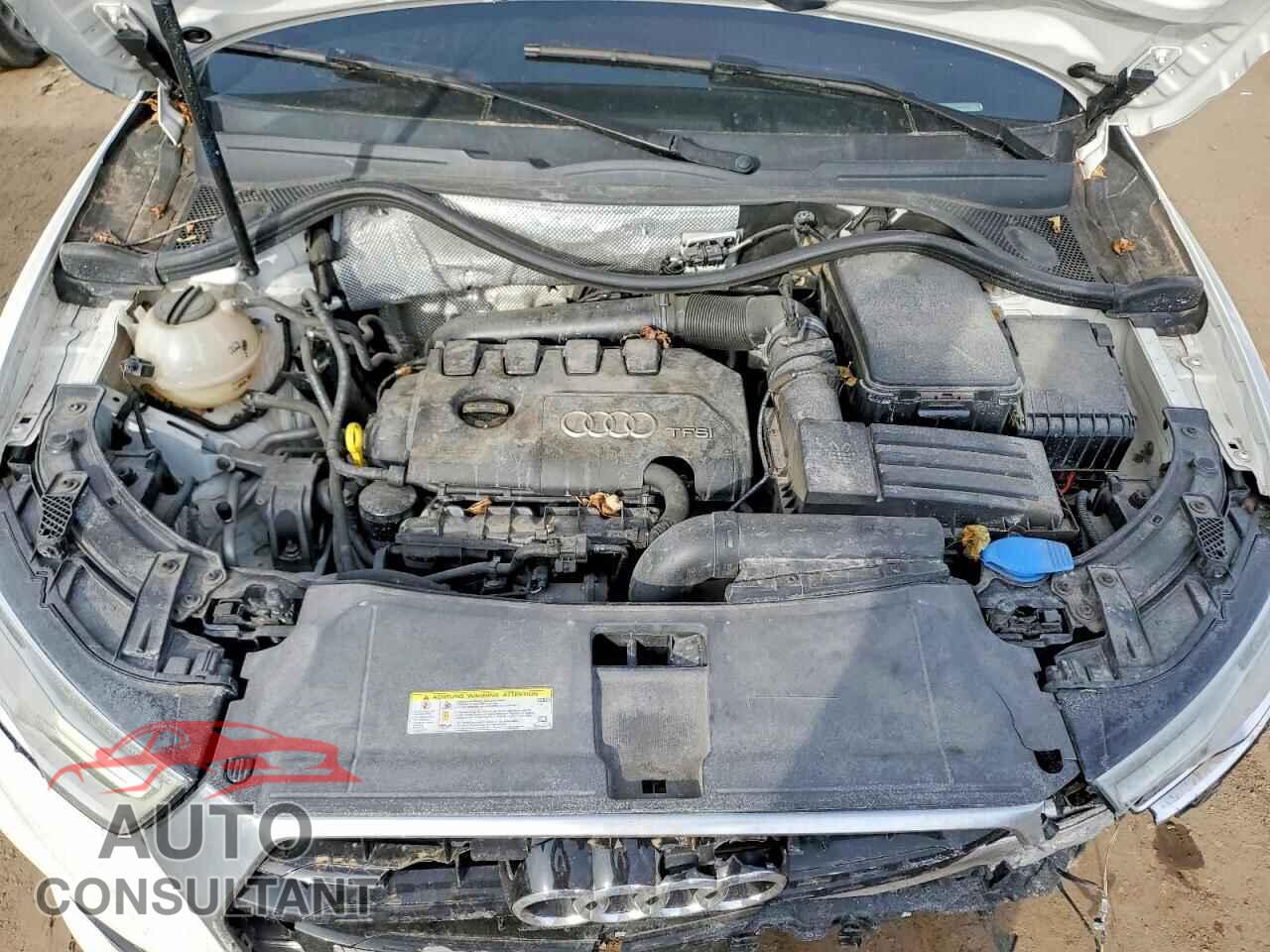 AUDI Q3 2017 - WA1ECCFS3HR008943