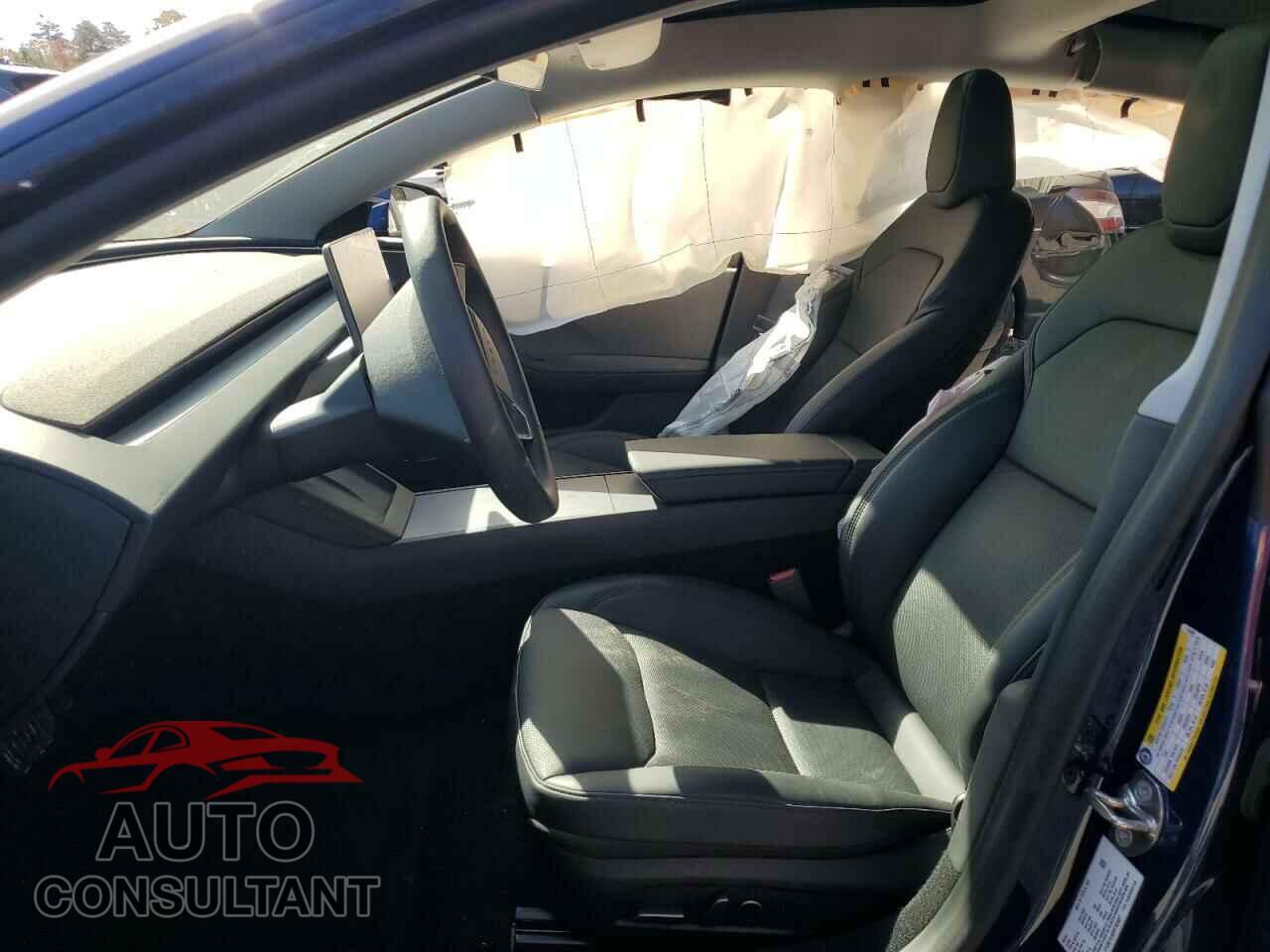 TESLA MODEL 3 2024 - 5YJ3E1EA6RF762687
