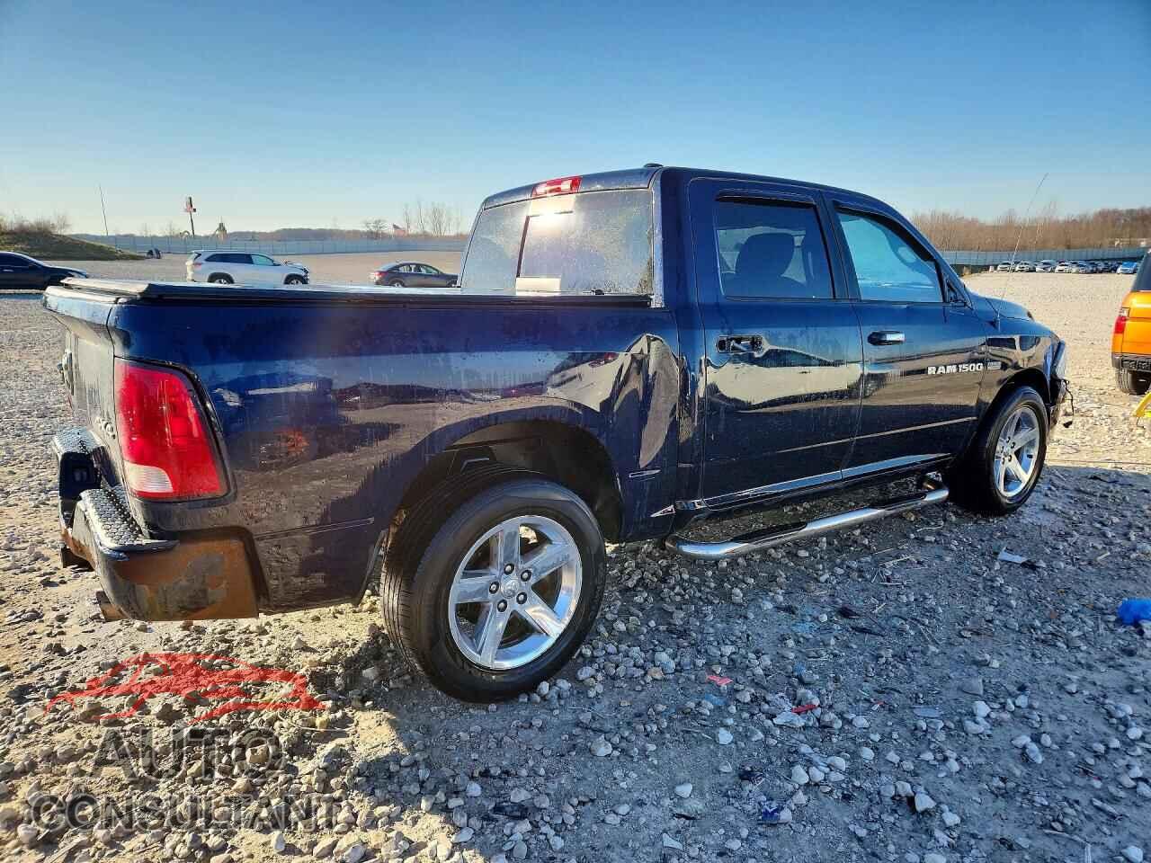 DODGE RAM 1500 2012 - 1C6RD7LT3CS295511