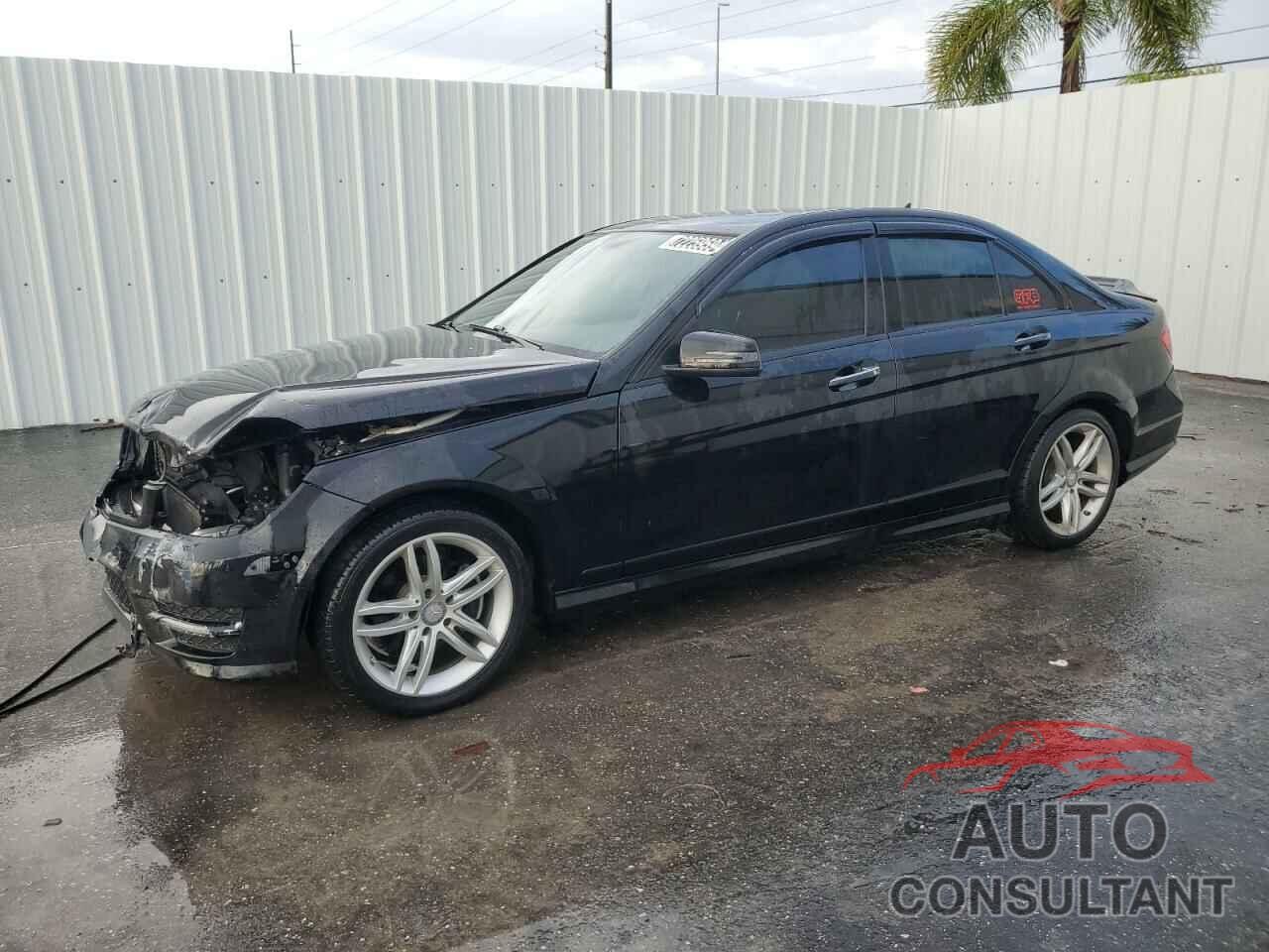 MERCEDES-BENZ C-CLASS 2014 - WDDGF4HB8EA964458