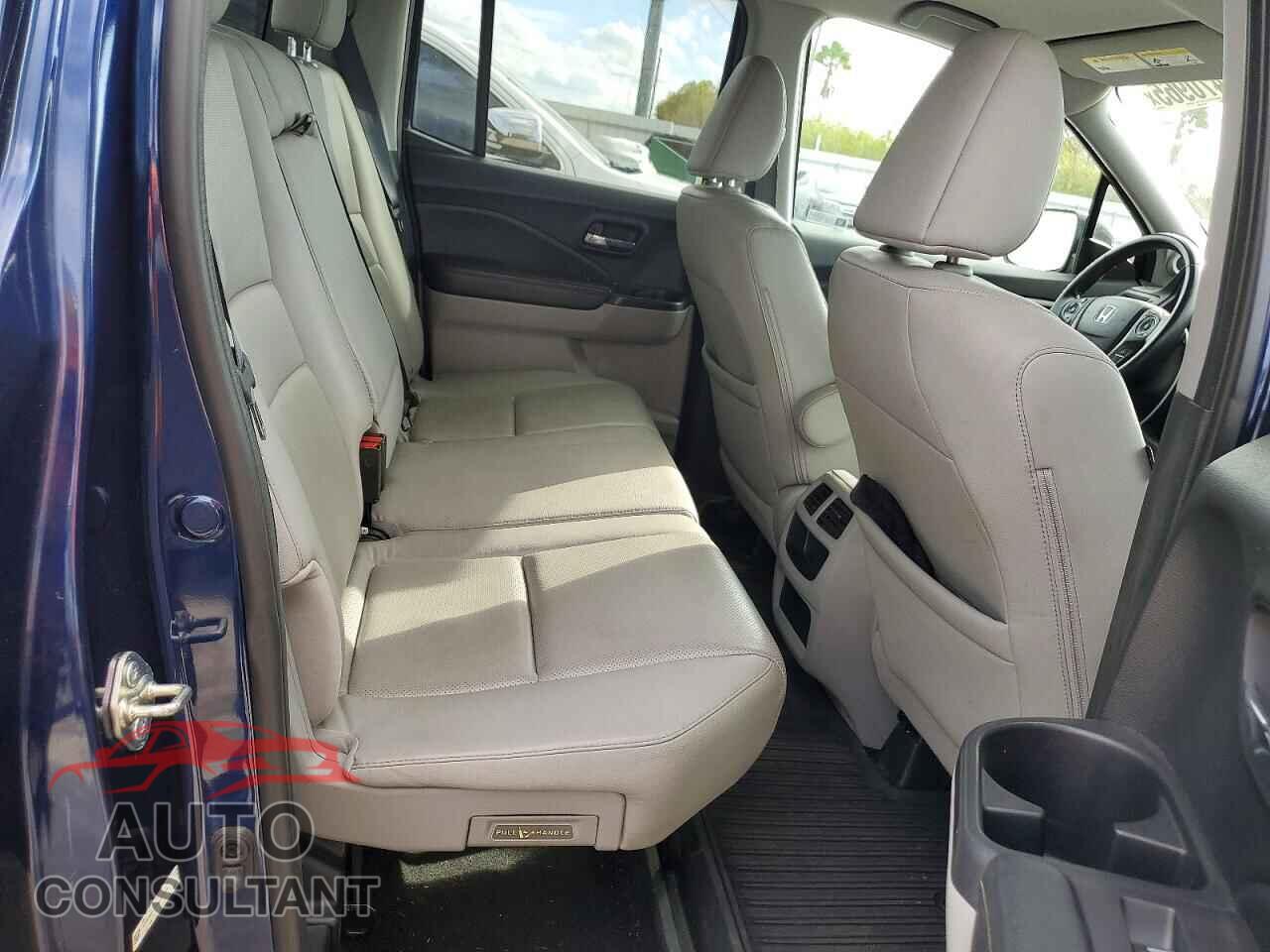 HONDA RIDGELINE 2017 - 5FPYK2F61HB007094