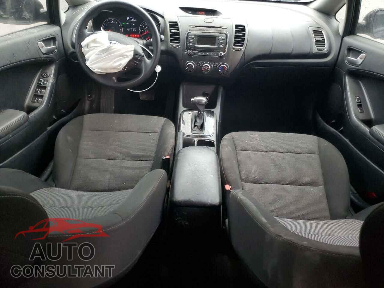 KIA FORTE 2017 - 3KPFK4A76HE108486