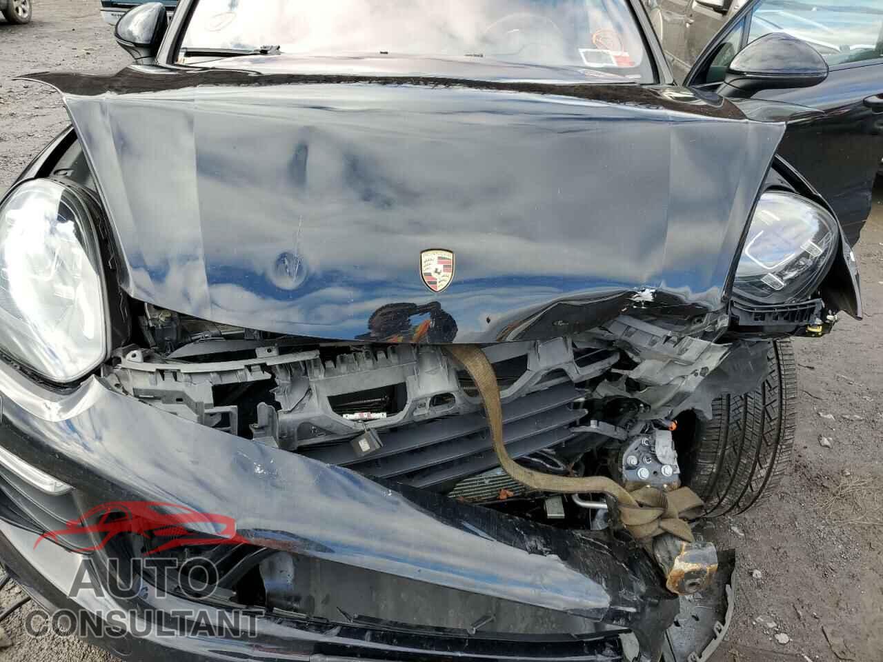 PORSCHE CAYENNE 2017 - WP1AA2A20HKA87474
