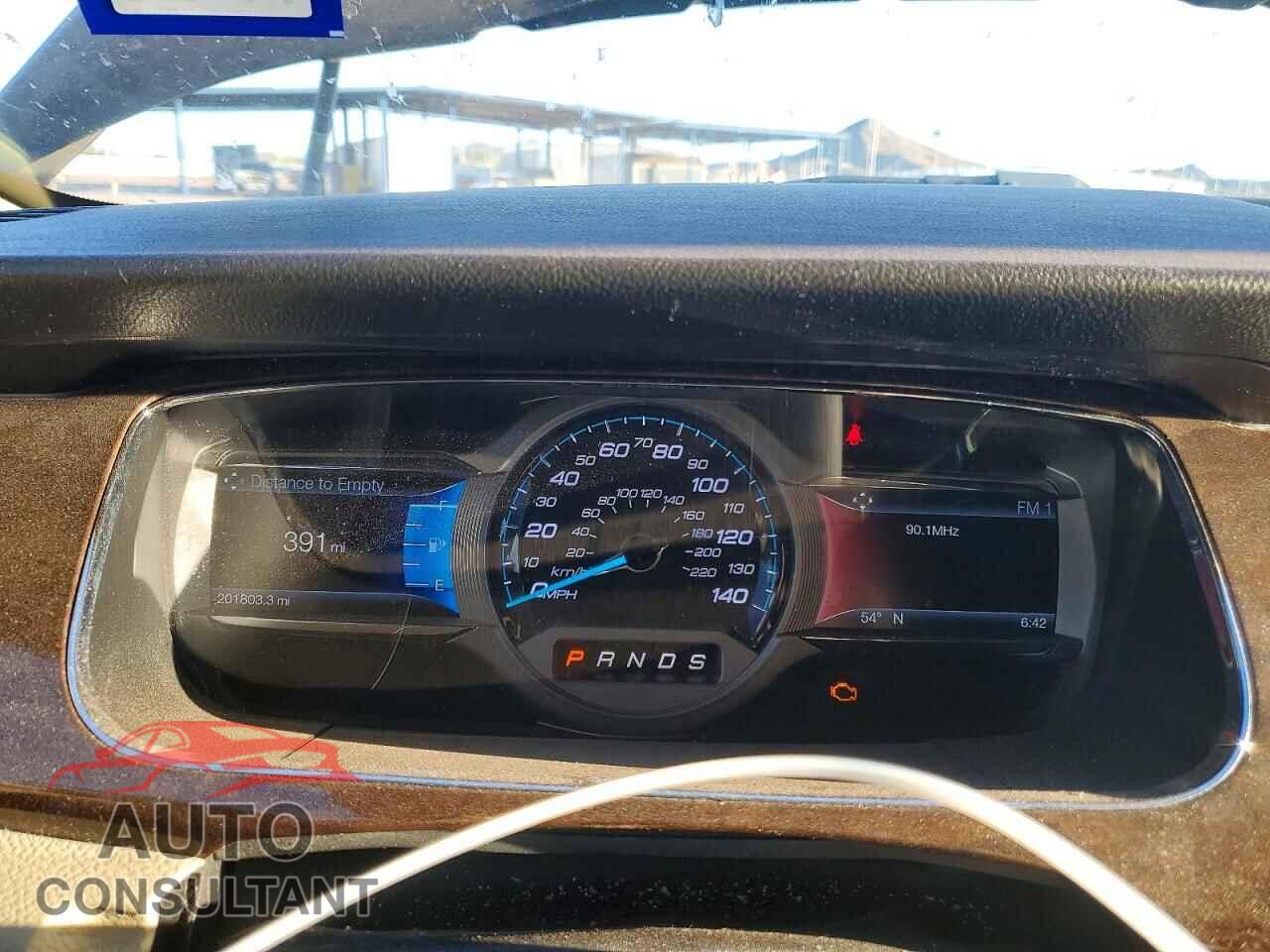 FORD TAURUS 2017 - 1FAHP2F80HG113043