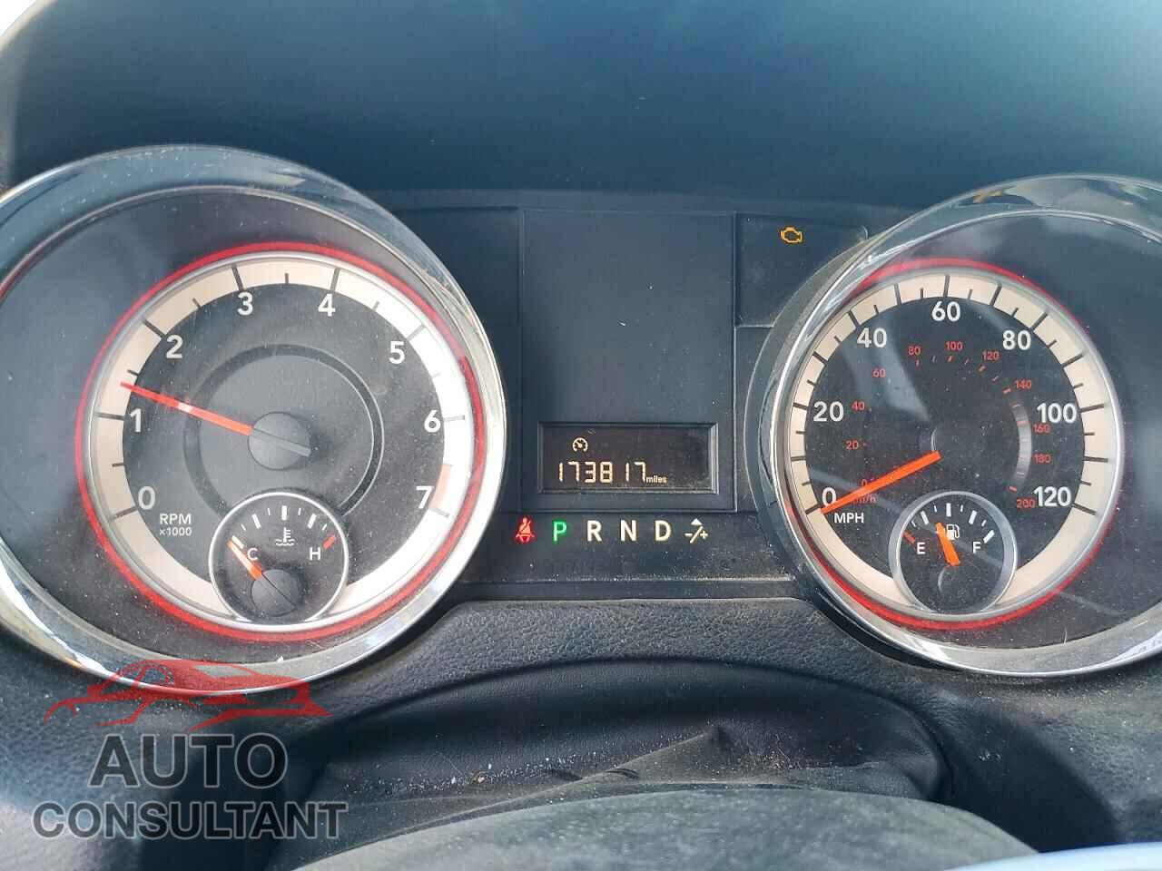 DODGE CARAVAN 2013 - 2C4RDGBG2DR693003