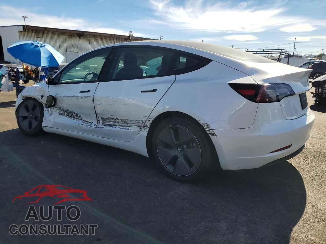 TESLA MODEL 3 2023 - 5YJ3E1EA7PF398213