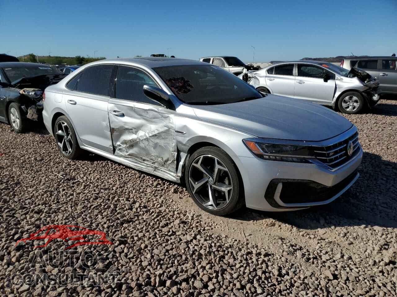 VOLKSWAGEN PASSAT 2020 - 1VWMA7A33LC026821