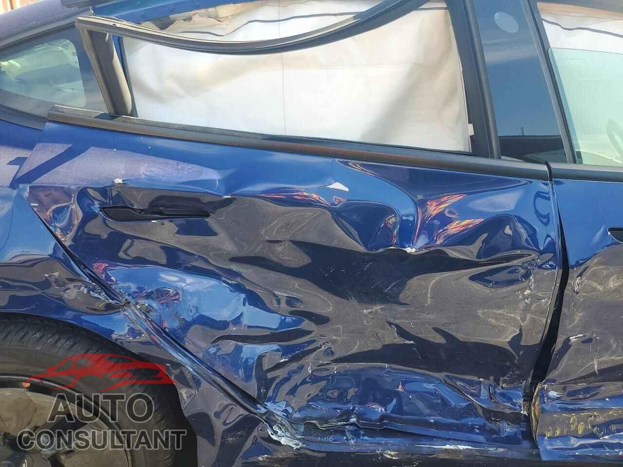 TESLA MODEL 3 2023 - 5YJ3E1EA5PF417423