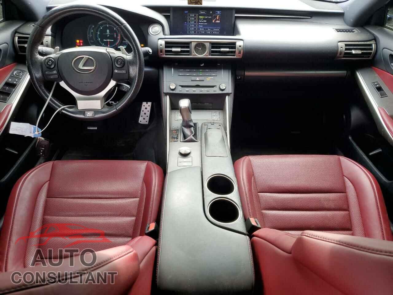 LEXUS IS 2016 - JTHCM1D25G5010733