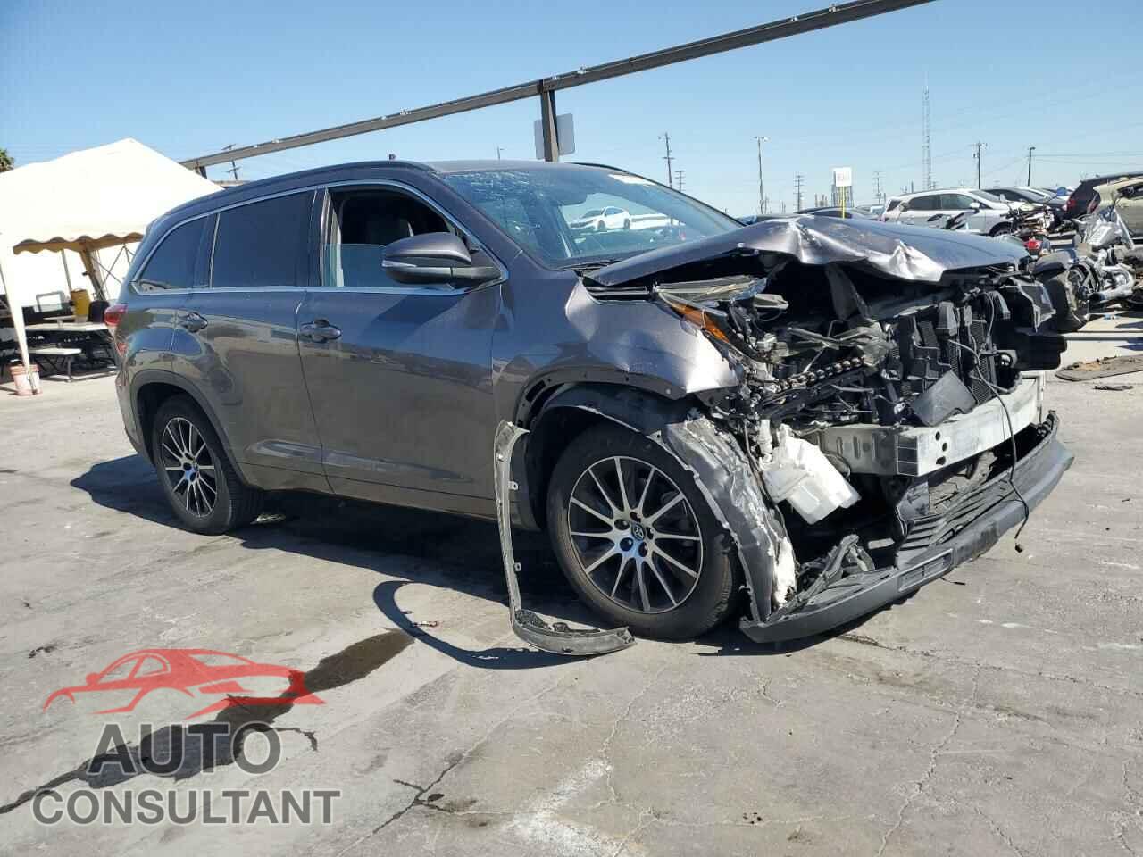 TOYOTA HIGHLANDER 2017 - 5TDKZRFH7HS214329