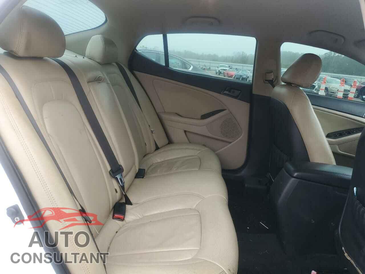 KIA OPTIMA 2011 - KNAGM4A70B5157598