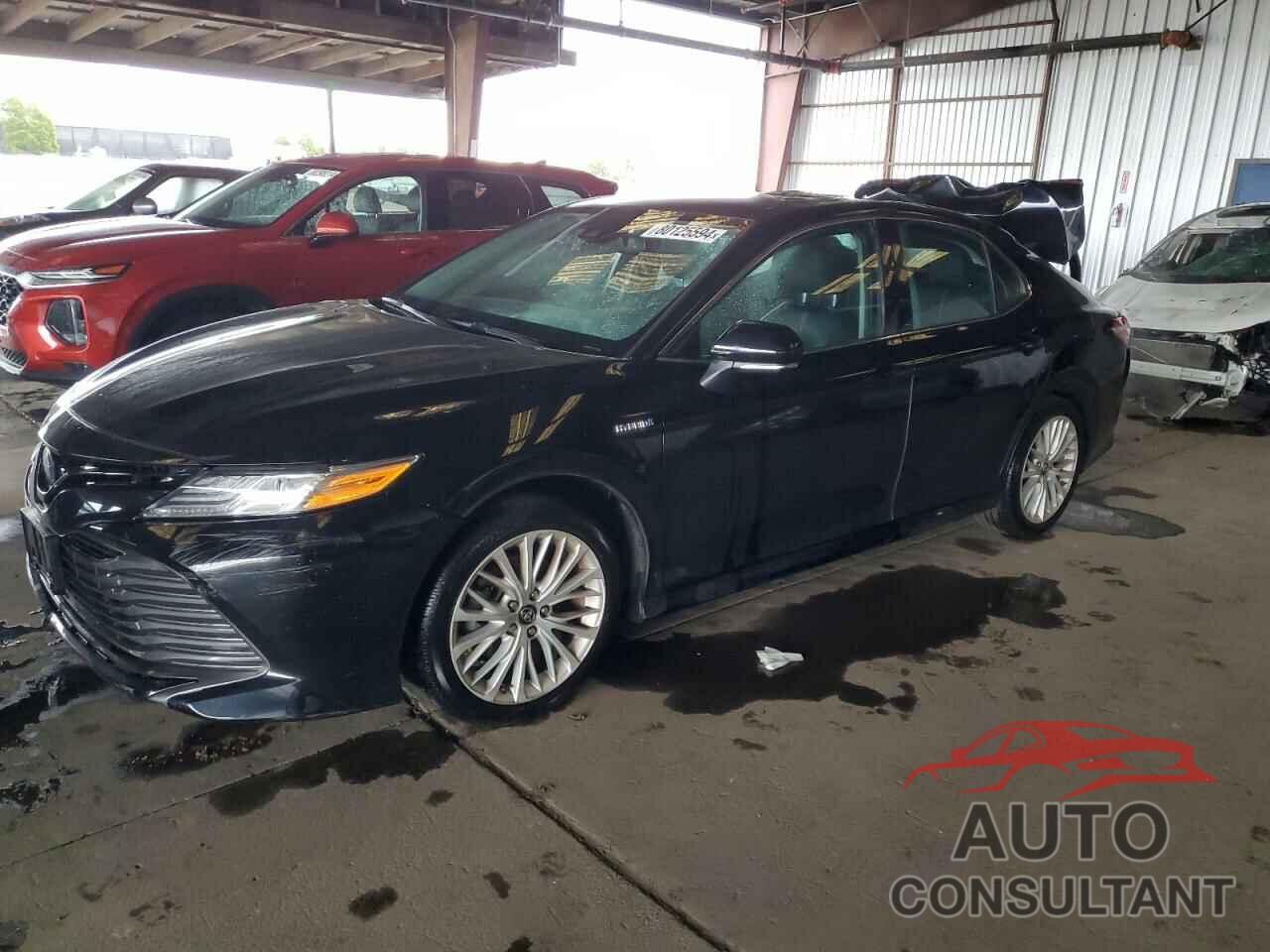 TOYOTA CAMRY 2019 - 4T1B21HK0KU518924