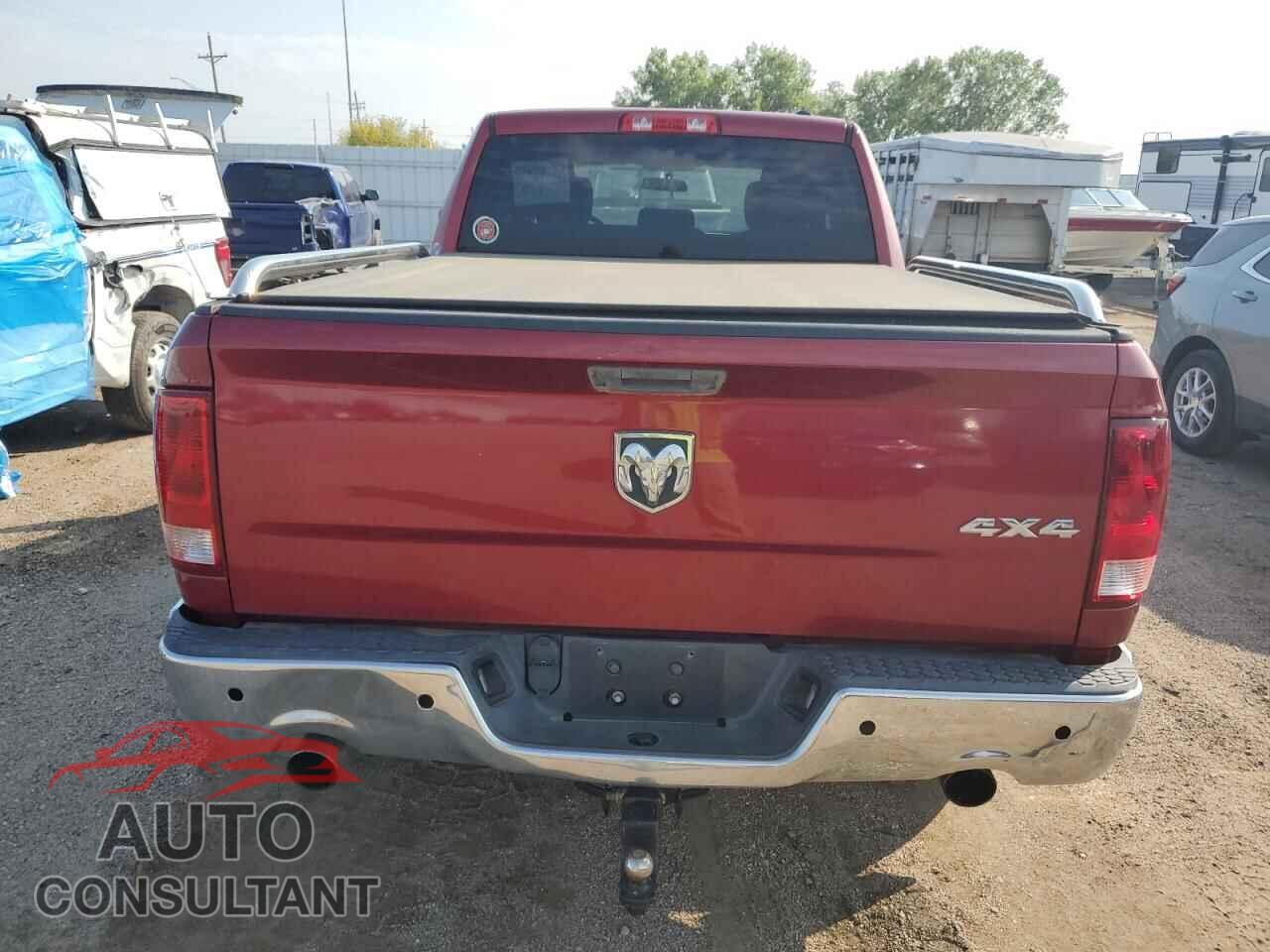DODGE RAM 1500 2012 - 1C6RD7FT4CS171596