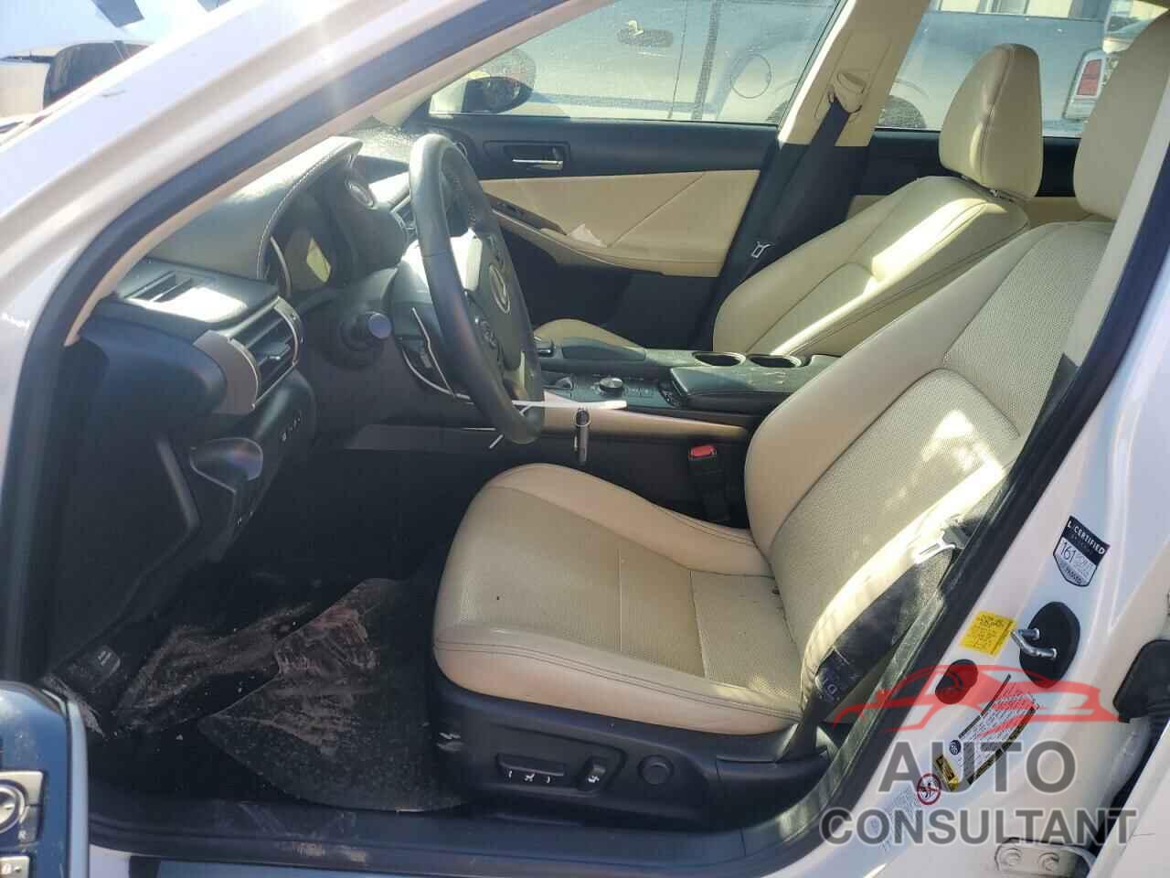 LEXUS IS 2015 - JTHBF1D29F5053539