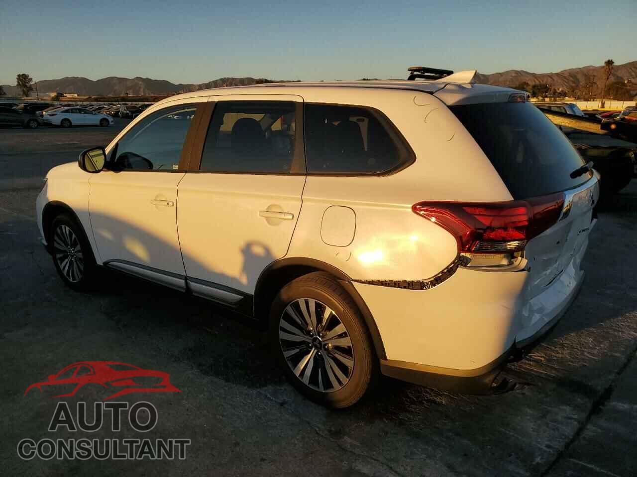 MITSUBISHI OUTLANDER 2019 - JA4AD2A30KZ007715