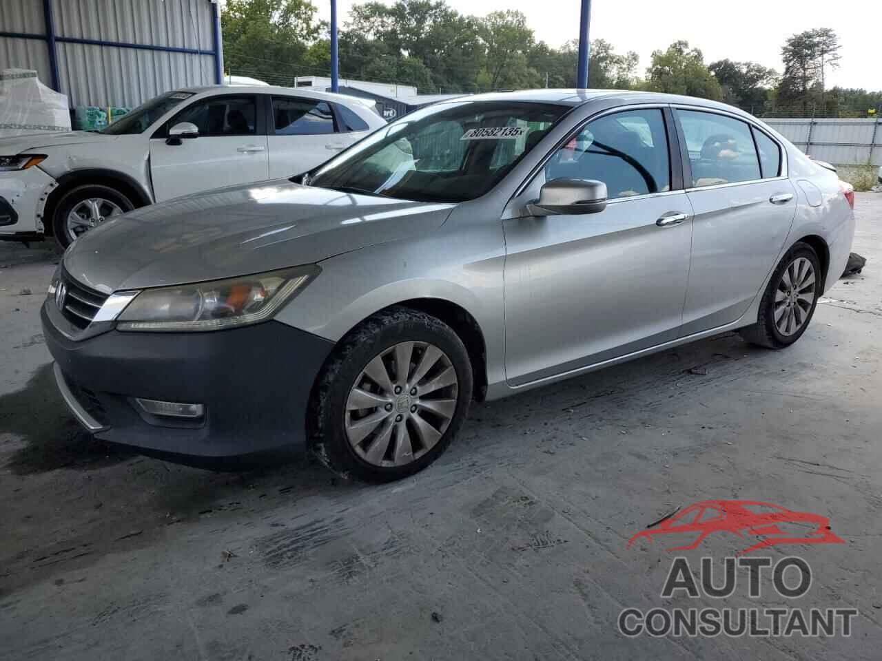 HONDA ACCORD 2013 - 1HGCR2F8XDA012329